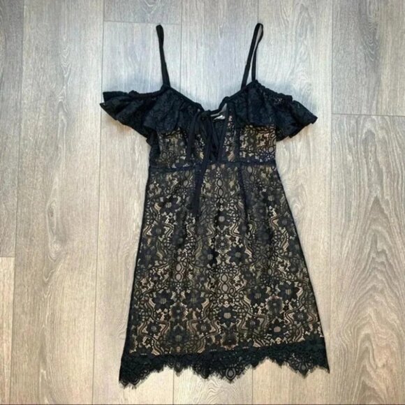 Free People For Love & Lemons Rosemary Mini Dress Lace Halter Off Shoulder Black - Picture 4 of 14